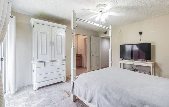 6549 N Cornelia Avenue, Fresno, CA 93722