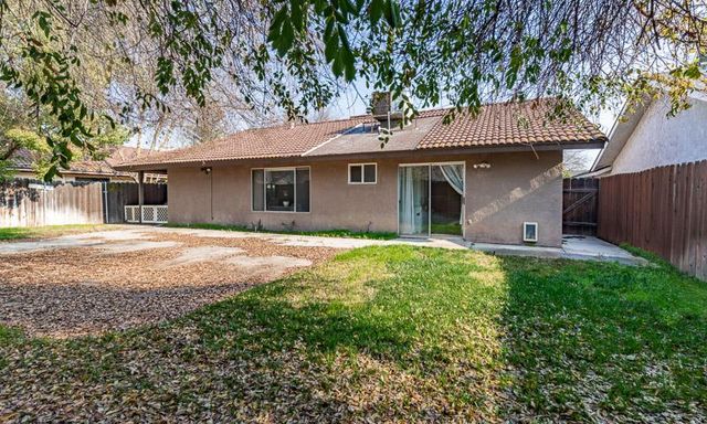 6549 N Cornelia Avenue, Fresno, CA 93722