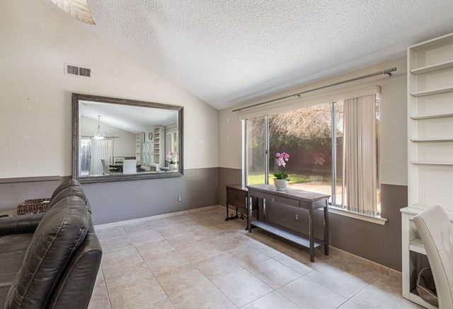 6549 N Cornelia Avenue, Fresno, CA 93722