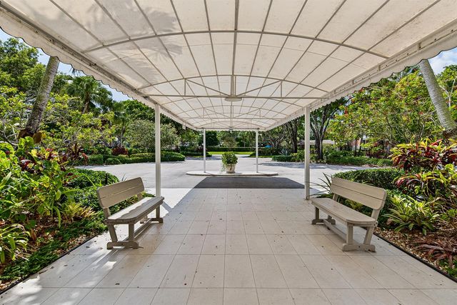 804 CYPRESS Boulevard 503, Pompano Beach, FL 33069