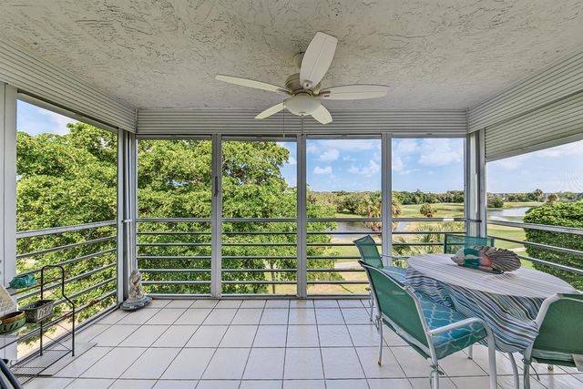 804 CYPRESS Boulevard 503, Pompano Beach, FL 33069