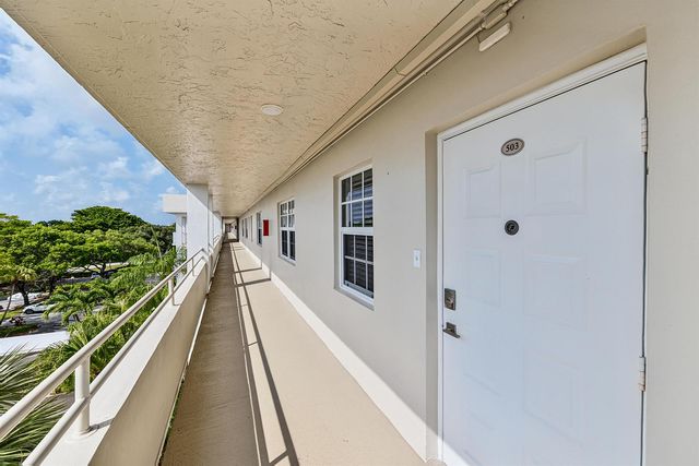 804 CYPRESS Boulevard 503, Pompano Beach, FL 33069