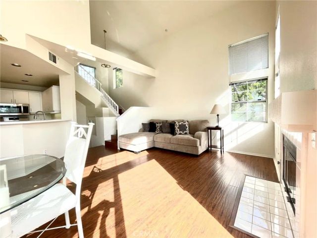 350 Via Capri 201, Corona, CA 92879