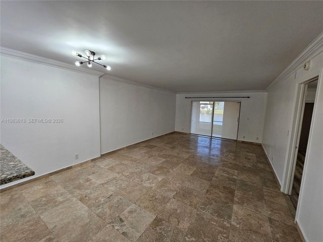 6575 W Oakland Park Blvd 109, Lauderhill, FL 33313