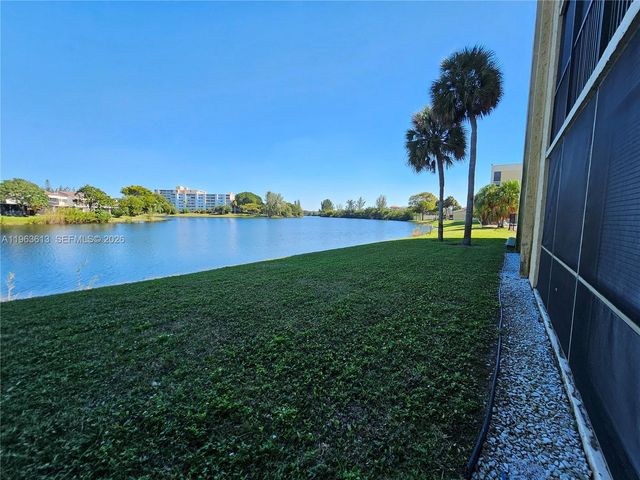 6575 W Oakland Park Blvd 109, Lauderhill, FL 33313