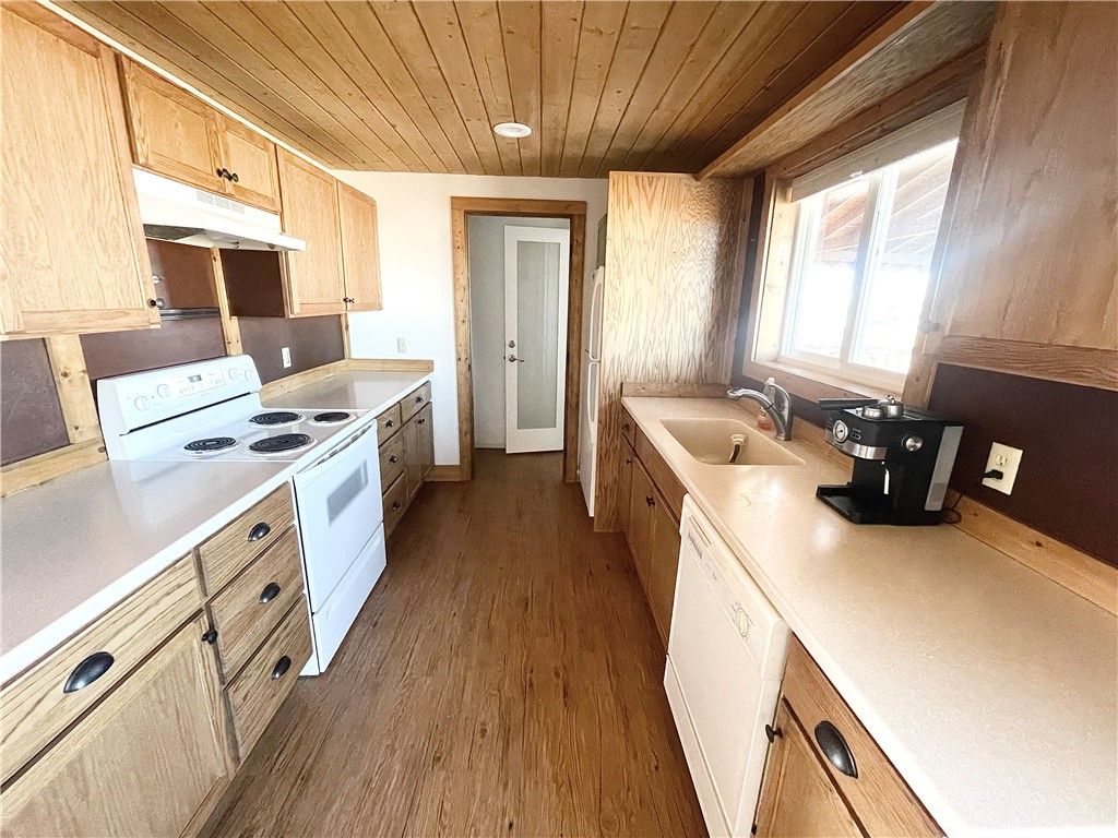 207 Miles Avenue, Clyde Park, MT 59018 photo 5