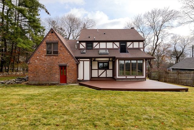 3 Old English Road, Worcester, MA 01609