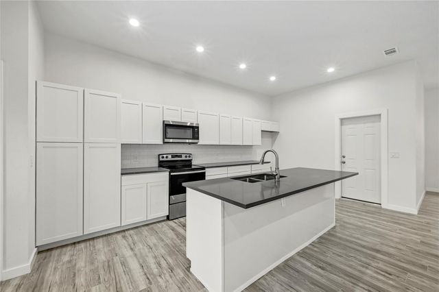 1615 White Tail, Horseshoe Bay, TX 78657