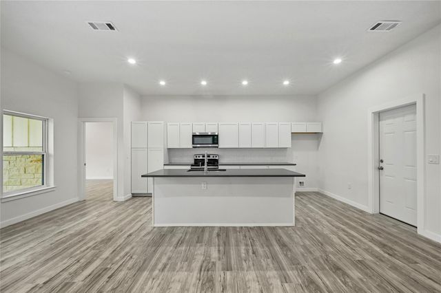 1615 White Tail, Horseshoe Bay, TX 78657