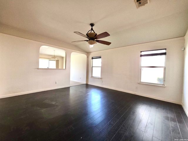 411 Rustic Stable, San Antonio, TX 78227