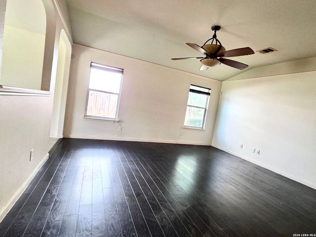 411 Rustic Stable, San Antonio, TX 78227
