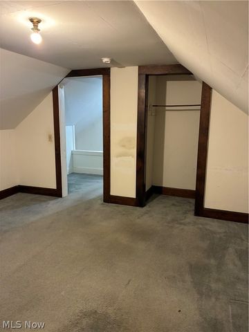 3303 E Scarborough Road, Cleveland Heights, OH 44118