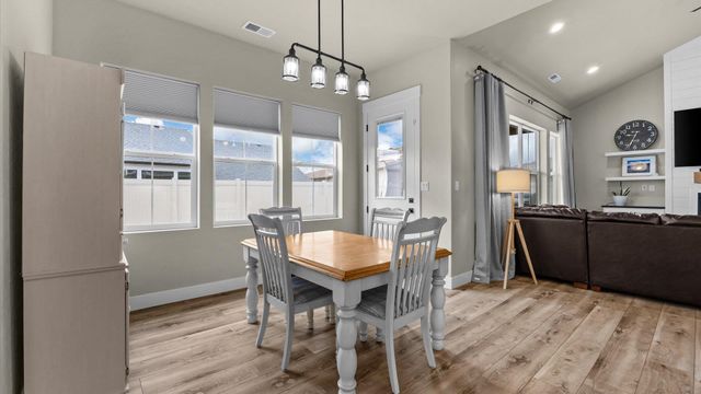 2537 Fryingpan Drive, Grand Junction, CO 81505