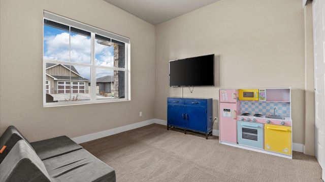 2537 Fryingpan Drive, Grand Junction, CO 81505