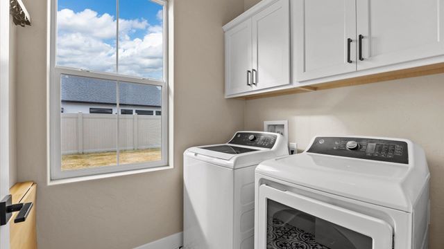 2537 Fryingpan Drive, Grand Junction, CO 81505