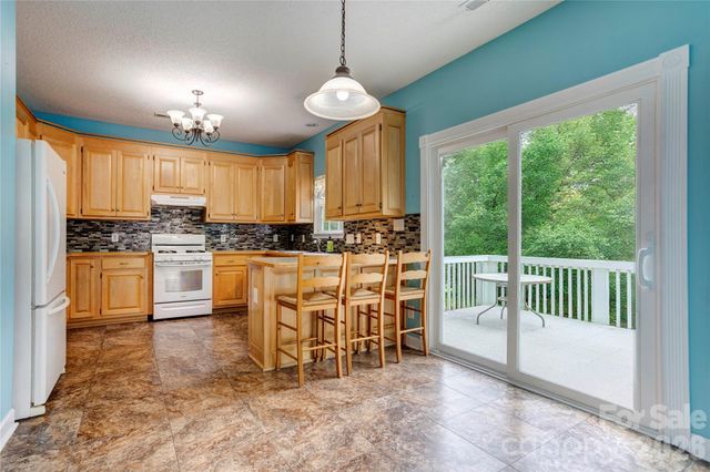 4735 Asherton Place NW, Concord, NC 28027