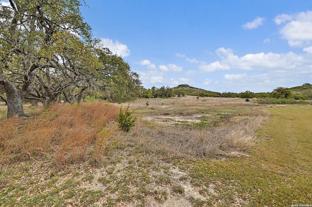 3513 N Us Highway 281, Blanco, TX 78606