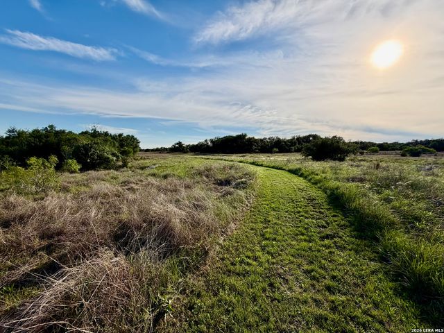3513 N Us Highway 281, Blanco, TX 78606