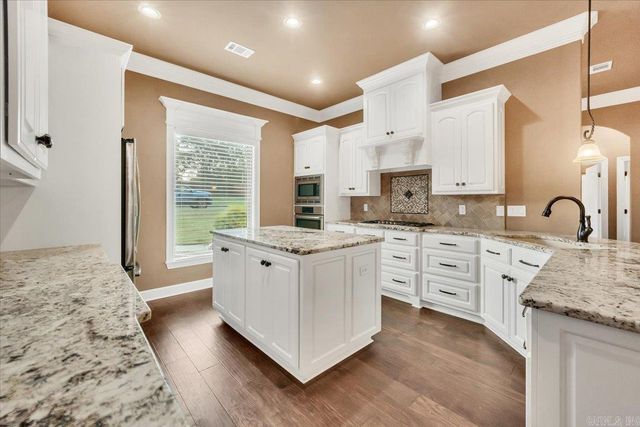 32 Cossatot Circle, Cabot, AR 72023