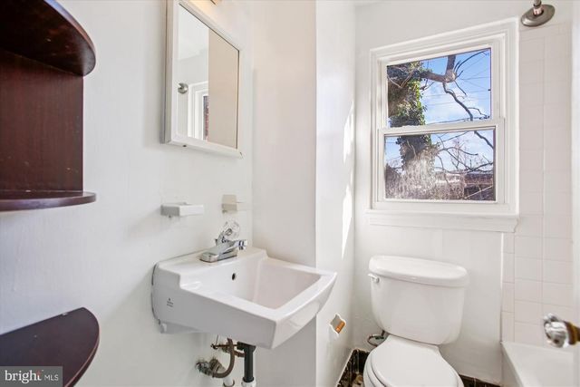 213 BUCHANAN ST, Alexandria, VA 22314