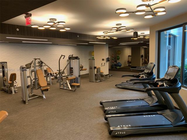 301 Altara Ave 206, Coral Gables, FL 33146