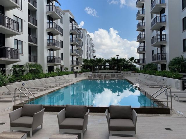 301 Altara Ave 206, Coral Gables, FL 33146