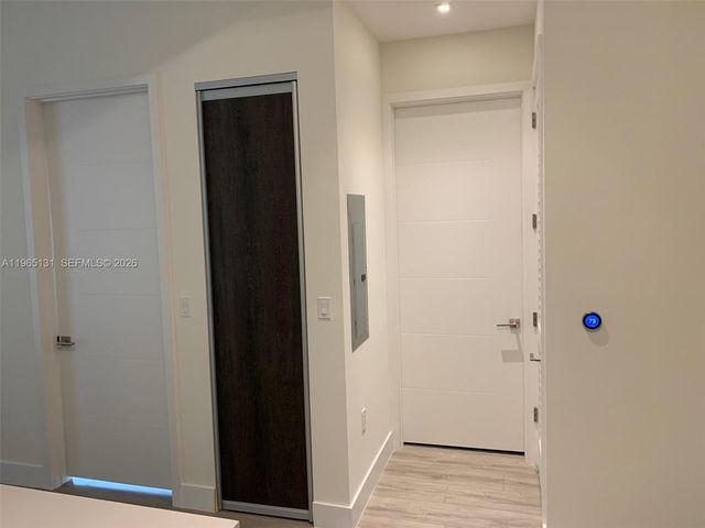 301 Altara Ave 206, Coral Gables, FL 33146