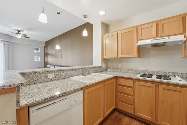 27 East Agate Avenue 206, Las Vegas, NV 89123