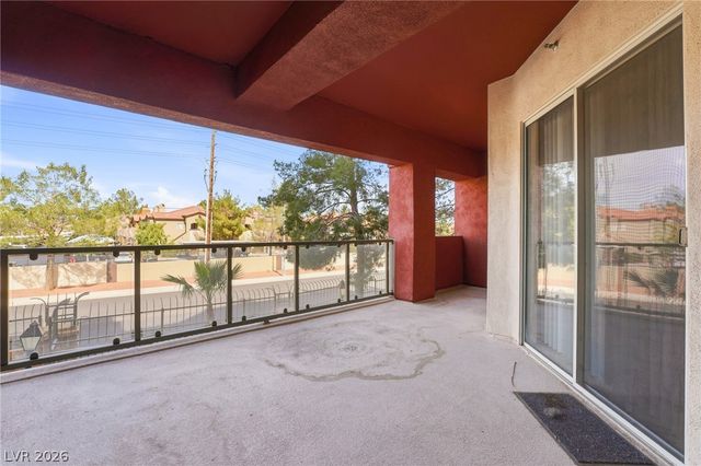 27 East Agate Avenue 206, Las Vegas, NV 89123