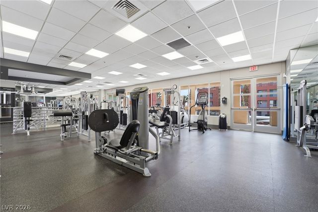 27 East Agate Avenue 206, Las Vegas, NV 89123