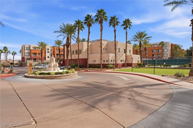 27 East Agate Avenue 206, Las Vegas, NV 89123