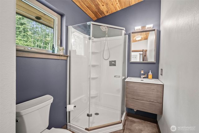 3902 Bay Road, Ferndale, WA 98248