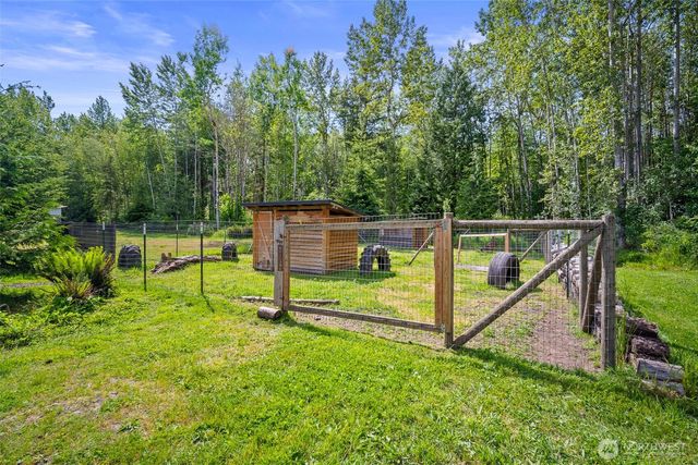 3902 Bay Road, Ferndale, WA 98248