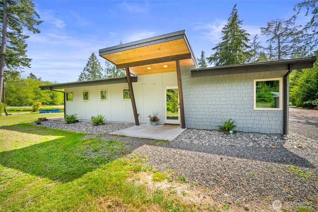 3902 Bay Road, Ferndale, WA 98248