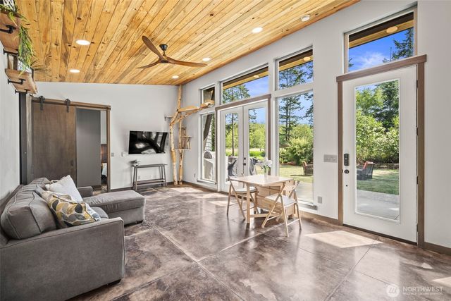 3902 Bay Road, Ferndale, WA 98248