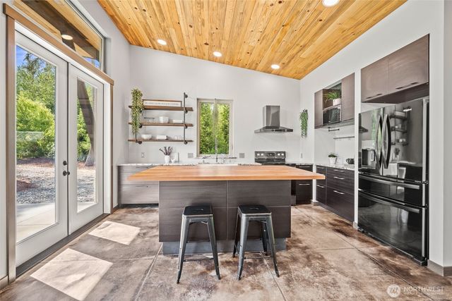 3902 Bay Road, Ferndale, WA 98248