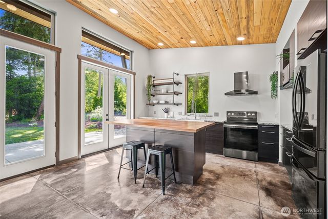 3902 Bay Road, Ferndale, WA 98248