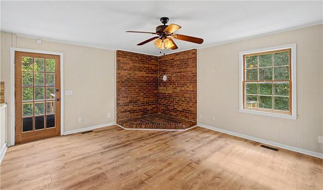 6241 Brookfield Drive, Murrayville, GA 30564