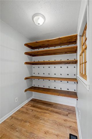 6241 Brookfield Drive, Murrayville, GA 30564
