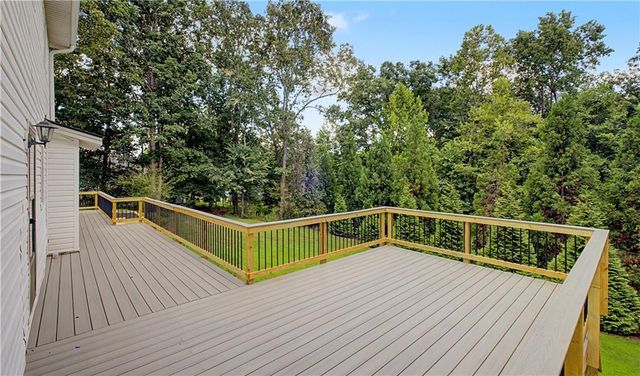 6241 Brookfield Drive, Murrayville, GA 30564