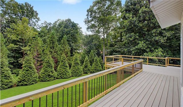 6241 Brookfield Drive, Murrayville, GA 30564
