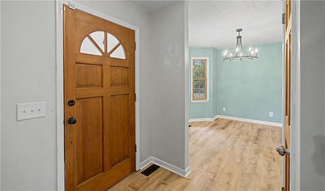 6241 Brookfield Drive, Murrayville, GA 30564