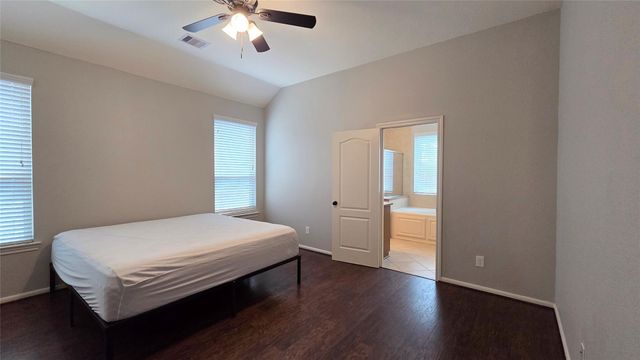 119 Red Eagle Court, Montgomery, TX 77316