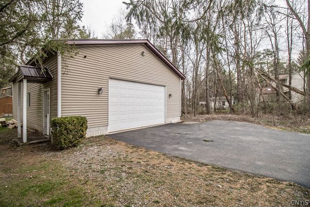 8251 Kirkville Road, Manlius, NY 13082