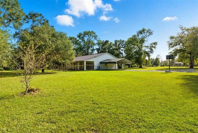 405 Dove Lane, Leesville, LA 71446