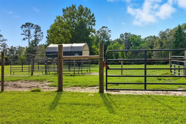 405 Dove Lane, Leesville, LA 71446