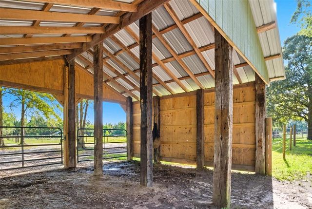 405 Dove Lane, Leesville, LA 71446