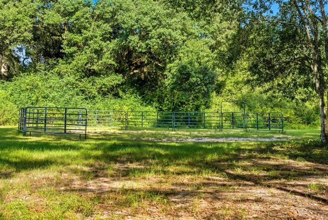 405 Dove Lane, Leesville, LA 71446