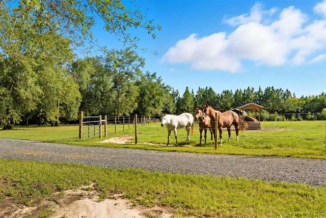 405 Dove Lane, Leesville, LA 71446