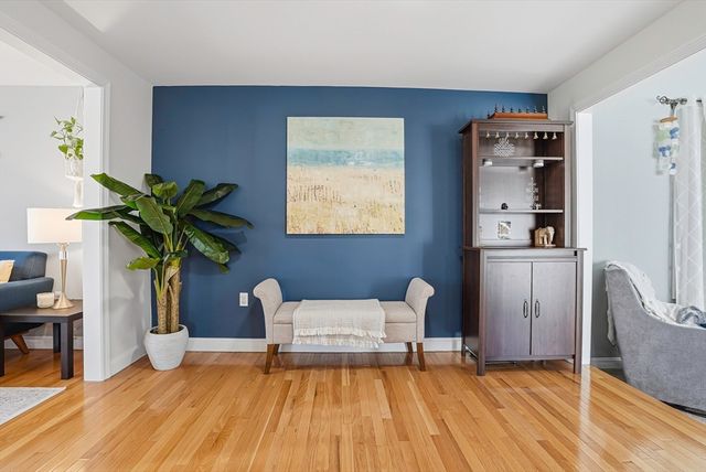 41 Nile St 41, Billerica, MA 01821